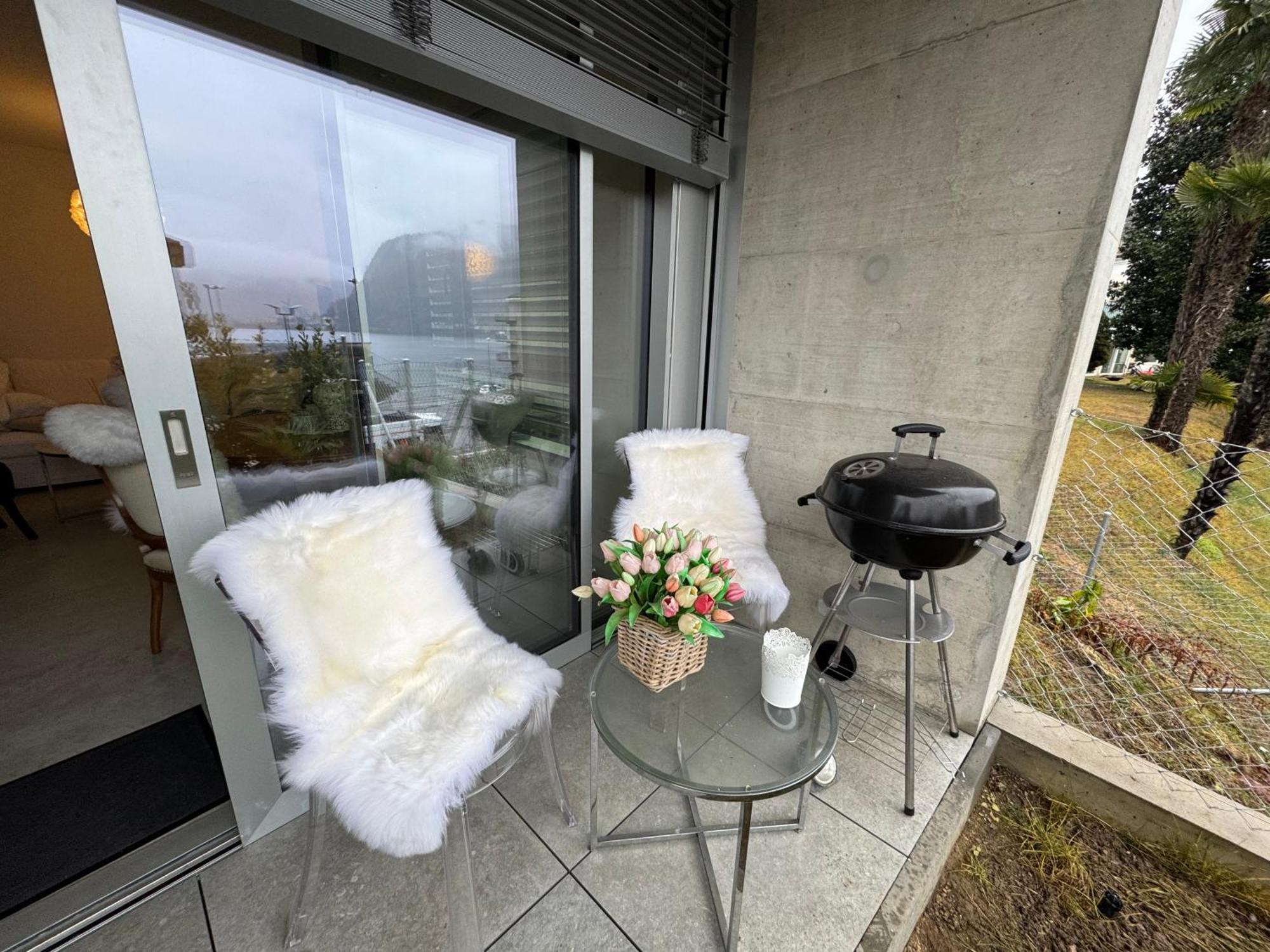 Neue Gartenwohnung Mit Sicht Auf Den Luganersee Ponte Tresa Exterior foto